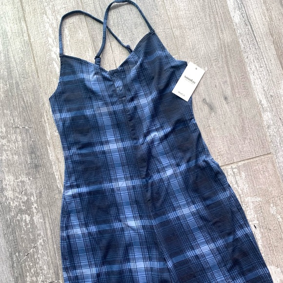 ๐ฅ๐ฅRVCA - LATE NIGHT JUMPSUIT๐ฅ๐ฅ - Picture 6 of 11